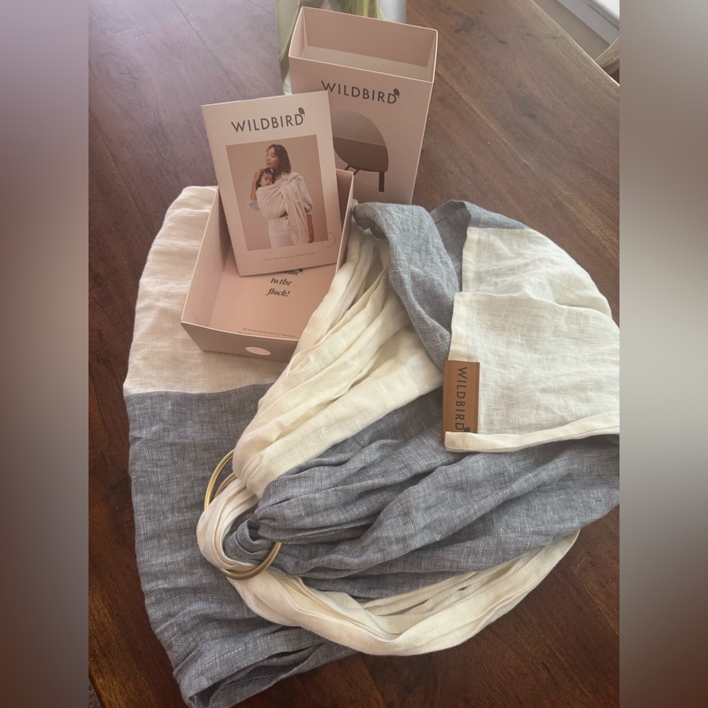 WildBird Two-Tone Ring Sling in Cream and Gray